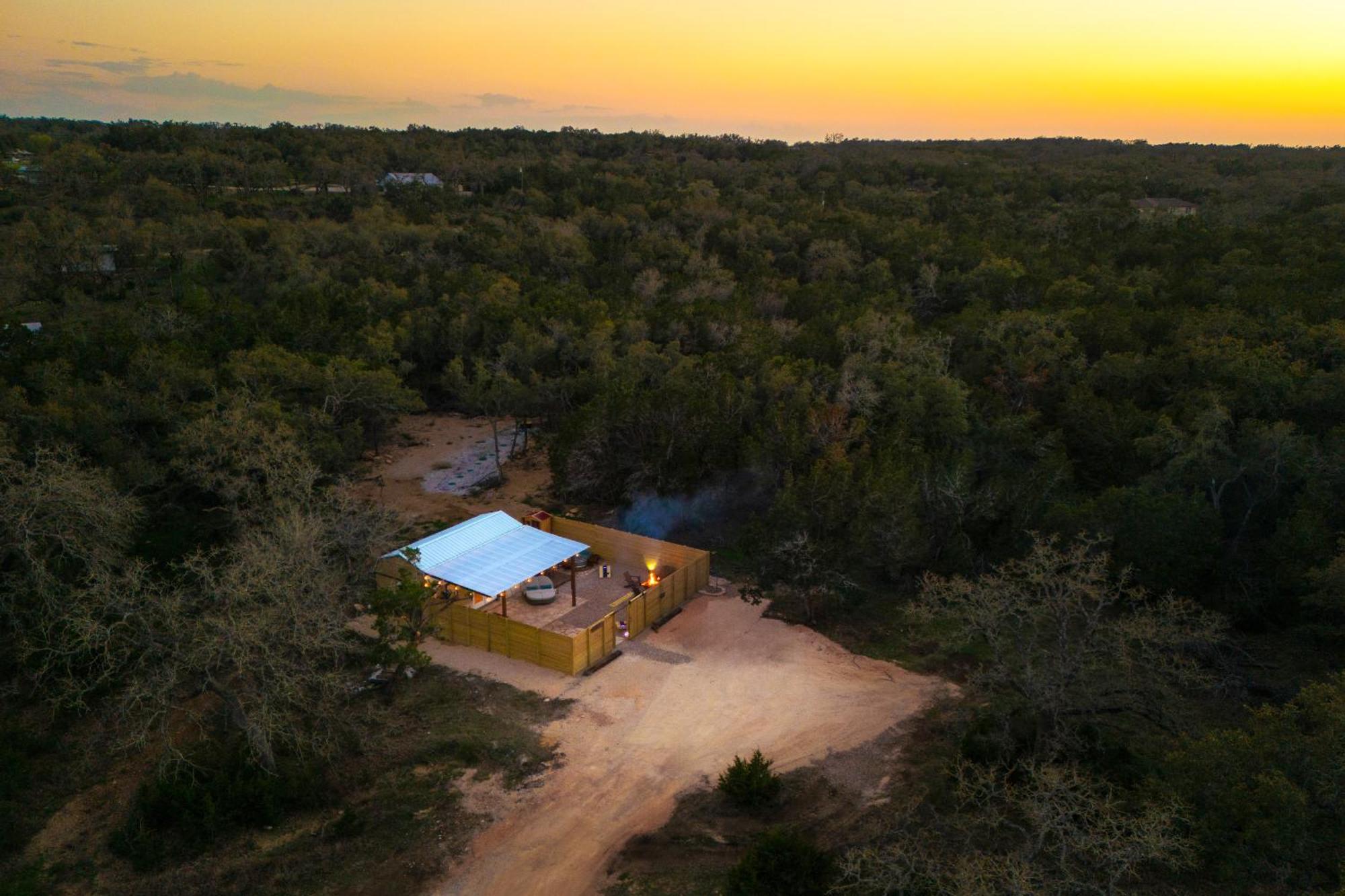 Romantic Luxury Retreat Hot Cold Pool & Sauna Wimberley Exterior photo