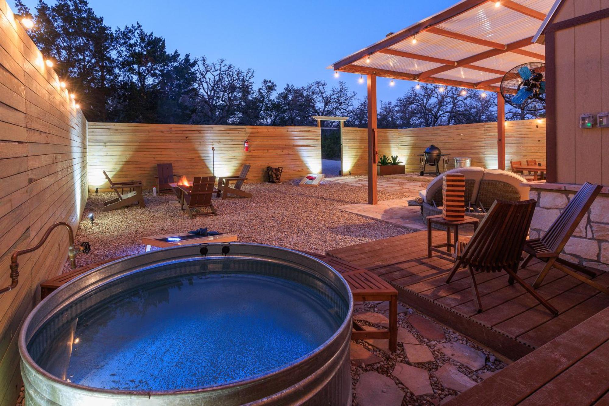 Romantic Luxury Retreat Hot Cold Pool & Sauna Wimberley Exterior photo