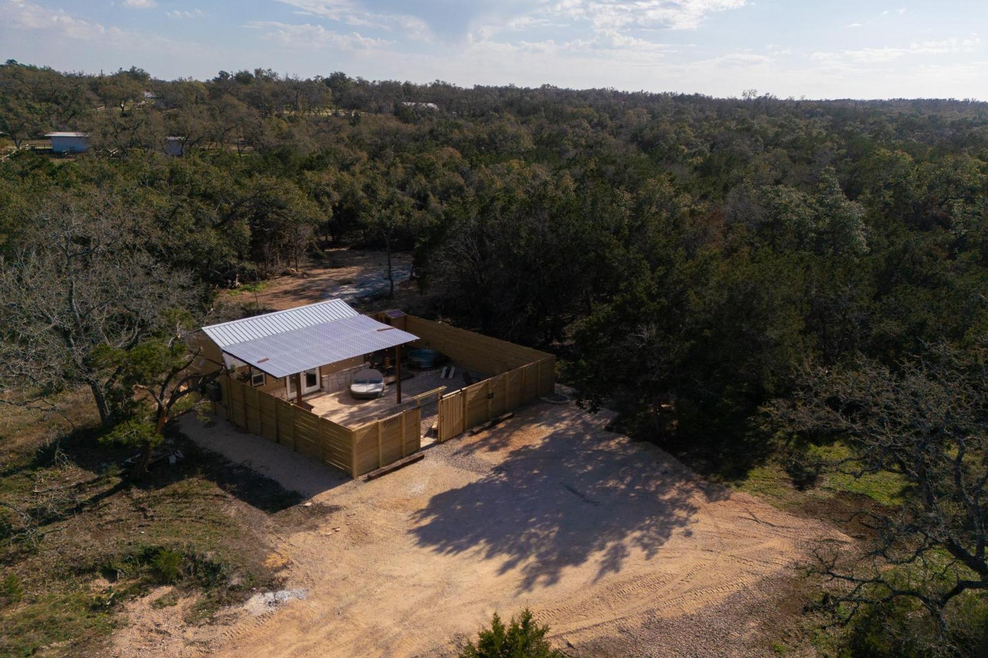 Romantic Luxury Retreat Hot Cold Pool & Sauna Wimberley Exterior photo